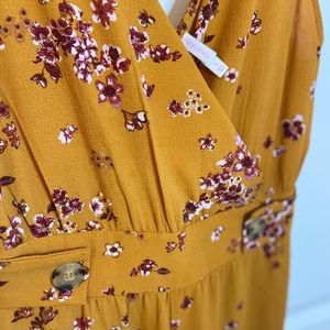 Xhiliration Small Women’s Floral Jumpsuit